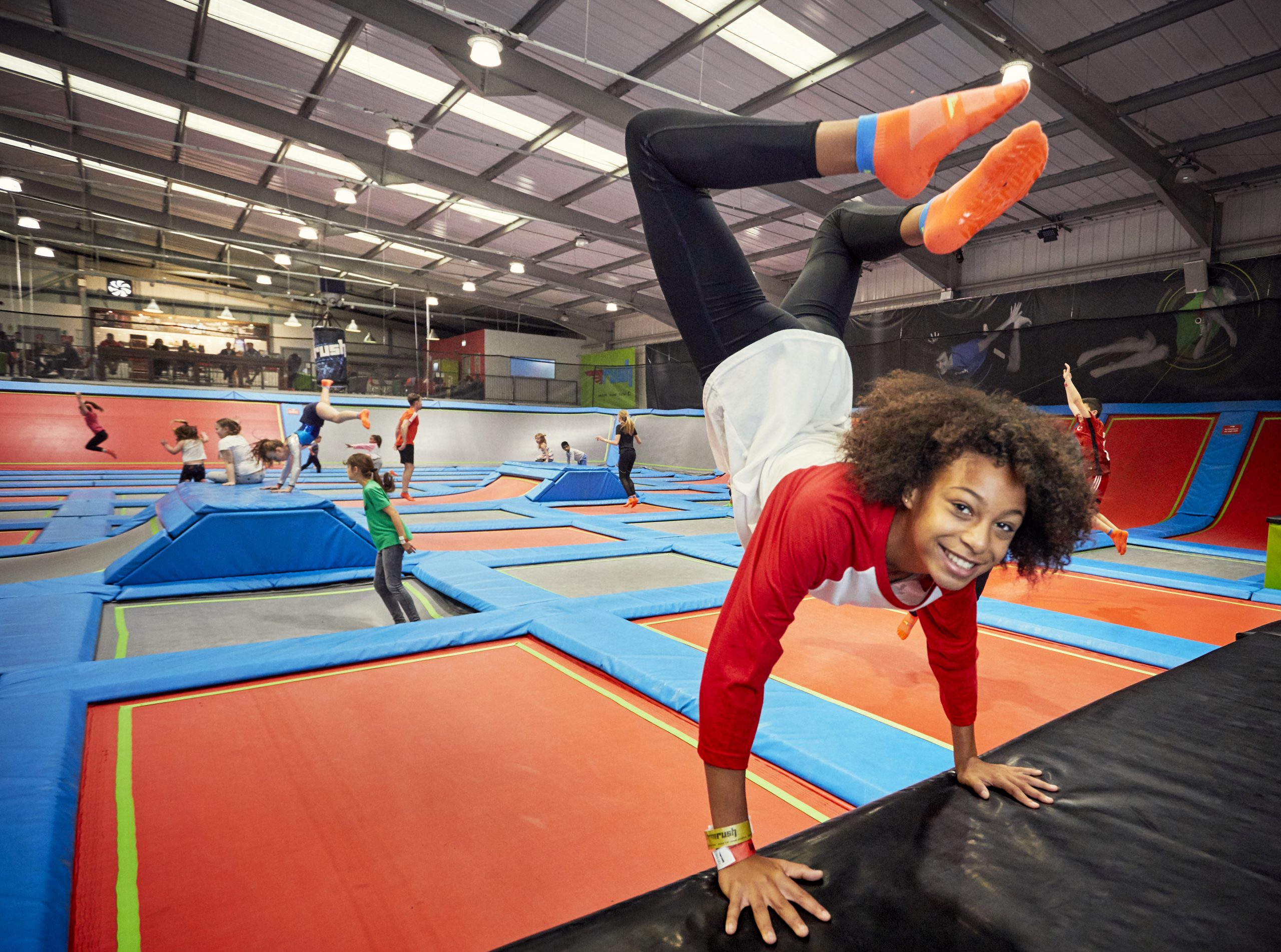 asiatisk Armstrong Teknologi Rush Trampoline Park High Wycombe - Rush Trampoline Park UK